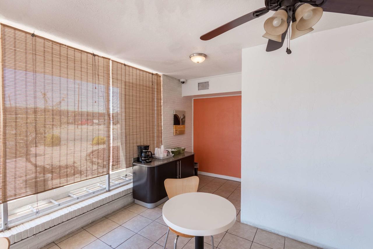 Motel 6 הובס מראה חיצוני תמונה