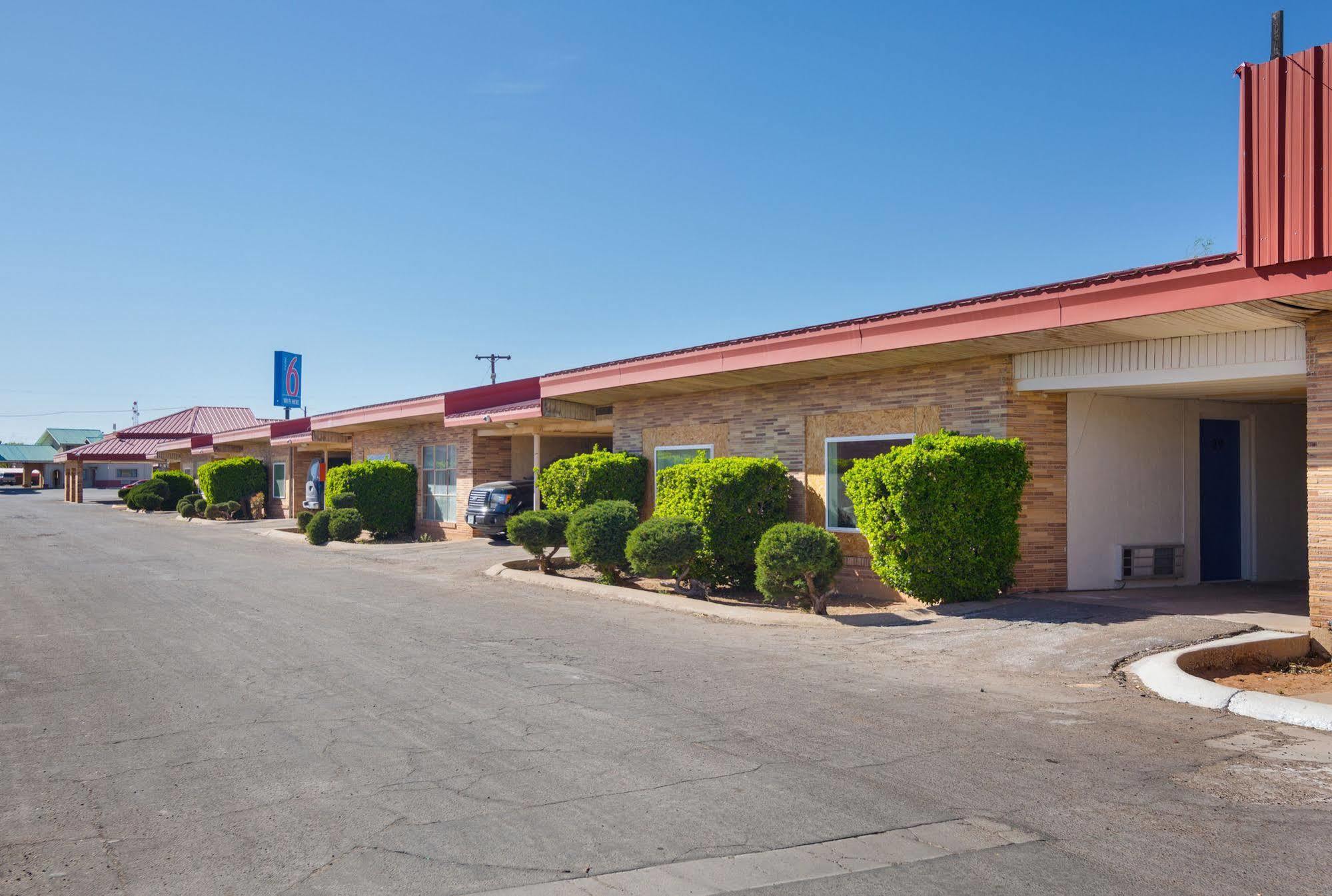 Motel 6 הובס מראה חיצוני תמונה