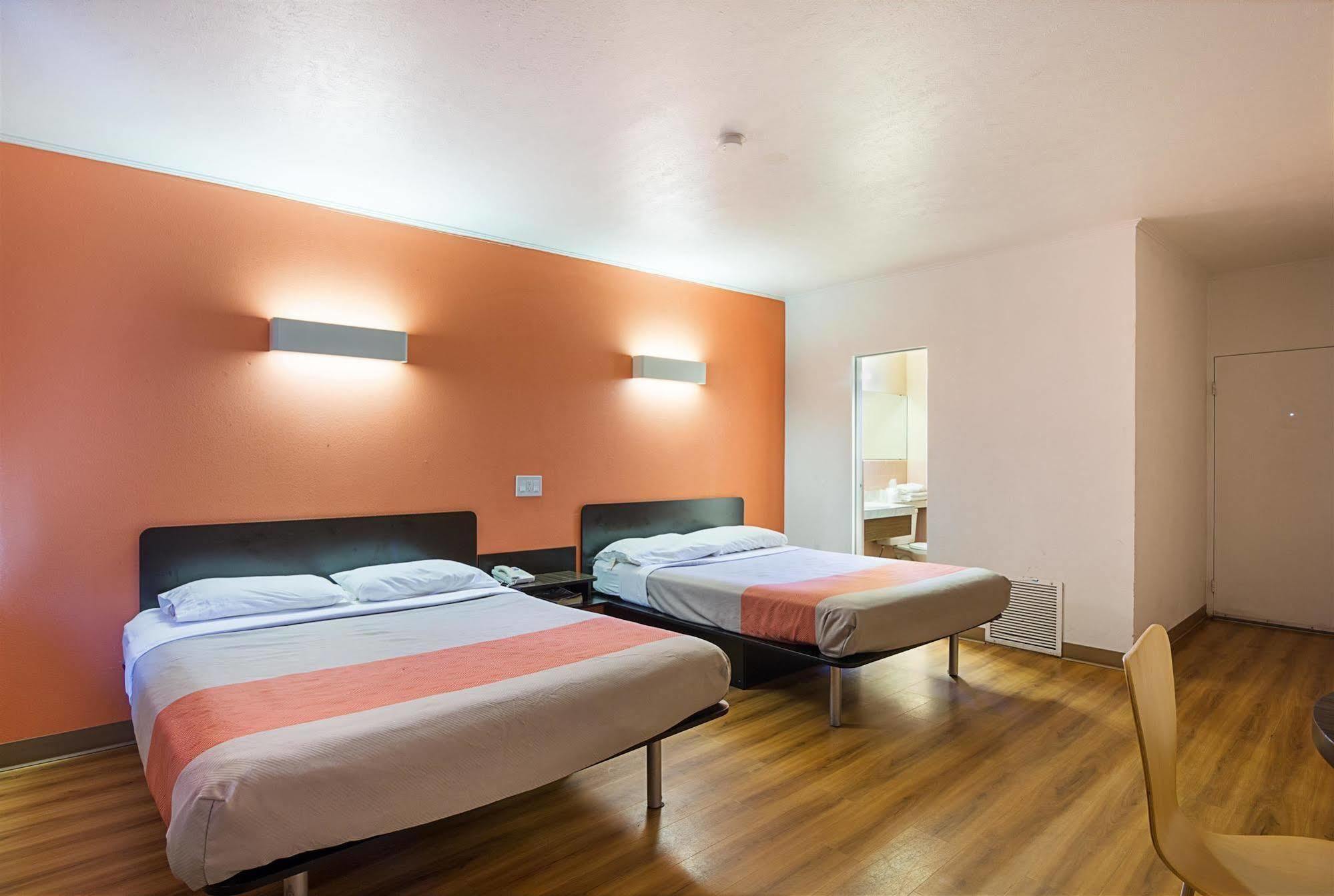 Motel 6 הובס מראה חיצוני תמונה