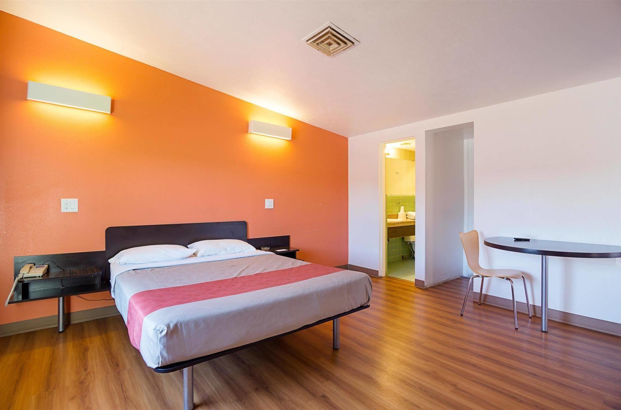 Motel 6 הובס מראה חיצוני תמונה